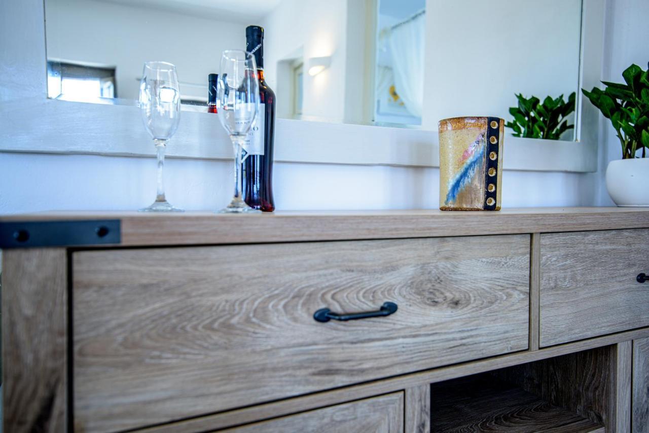En Plo Boutique Suites Иа Екстериор снимка