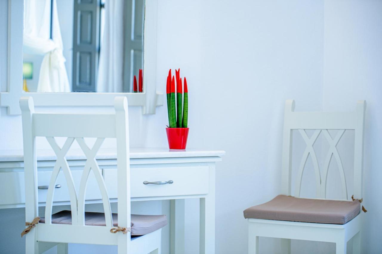 En Plo Boutique Suites Иа Екстериор снимка