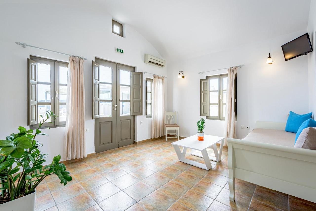 En Plo Boutique Suites Иа Екстериор снимка